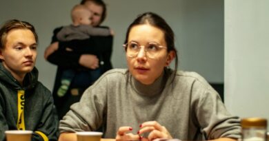 В Кемерове прошла встреча православной молодёжи с преподавателем Свято-Тихоновского гуманитарного университета В Кемерове прошла встреча православной молодёжи с преподавателем Свято-Тихоновского гуманитарного университета